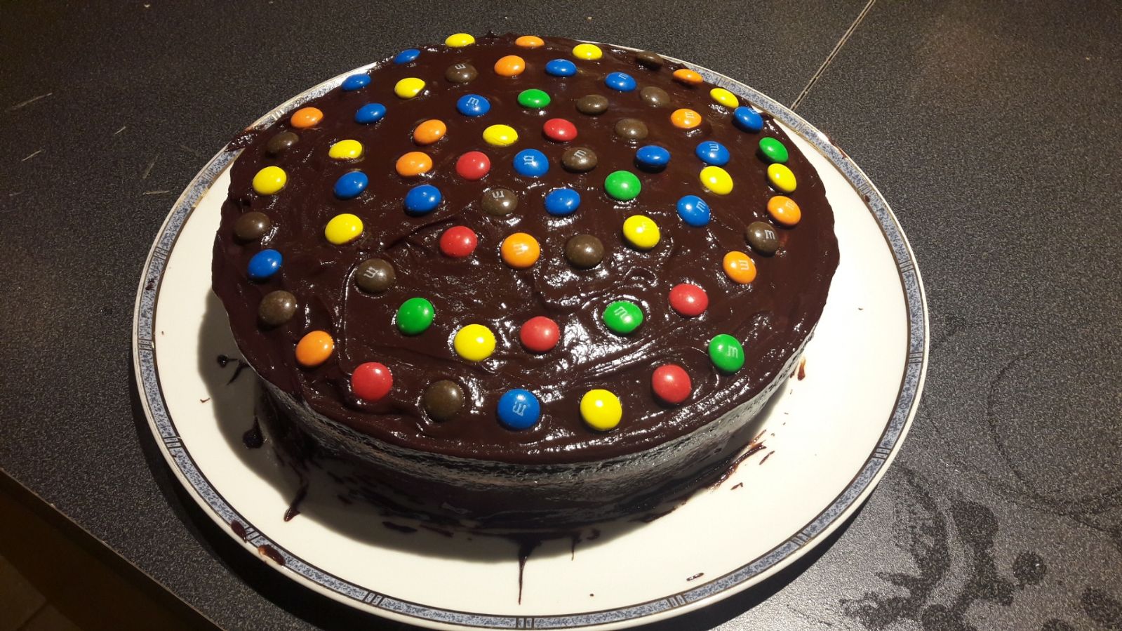 Gateau Avec Glacage Colore Gateau Yaourt Dieteticienne